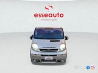 Usata Opel Vivaro 135 CV (99 kW) 2005 Grigio Monovolume