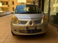 Usata Renault Modus 65 CV (47 kW) 2005 Grigio Monovolume