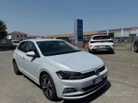 Usata VW Polo Comfortline 95 CV (69 kW) 2019 White silver met Utilitaria