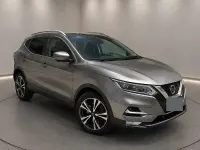 Usata Nissan Qashqai N-Connecta 110 CV (80 kW) 2017 Grigio SUV