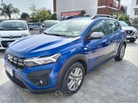 Usata Dacia Sandero Expression 101 CV (74 kW) 2023 Blu/azzurro Berlina