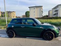 Begagnad Mini Cooper SD 170 HK (125 kW) 2015 Grön Halvkombi