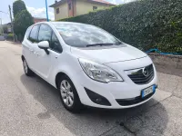 Usata Opel Meriva 90 CV (66 kW) 2012 Bianco Monovolume