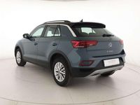 Usata VW T-Roc Life 150 CV (110 kW) 2025 Petroleum blue metallizzato ne SUV