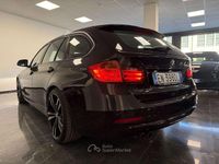 Usata BMW 330 Sport Line 258 CV (189 kW) 2012 Nero Station wagon
