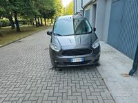 Usata Ford Tourneo Courier 75 CV (55 kW) 2015 Grigio Monovolume