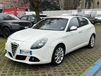 Usata Alfa Romeo Giulietta Exclusive 170 CV (125 kW) 2012 Bianco Utilitaria