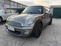 Usata Mini ONE 75 CV (55 kW) 2011 Argento Utilitaria