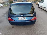 usata Lancia Ypsilon 2001