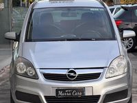 Usata Opel Zafira 129 CV (94 kW) 2007 Argento Monovolume