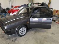 Begagnad Lancia Delta 140 HK (102 kW) 1990 Halvkombi