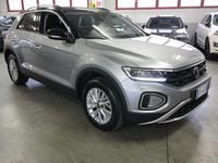 Usata VW T-Roc Life 150 CV (110 kW) 2025 Argento SUV