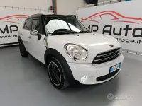 Usata Mini Cooper D Countryman Business 111 CV (81 kW) 2015 Bianco SUV