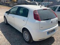 Usata Fiat Grande Punto 75 CV (55 kW) 2006 Bianco Utilitaria