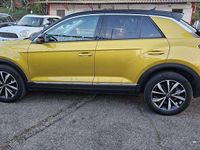 Usata VW T-Roc Style 110 CV (80 kW) 2021 Oro SUV