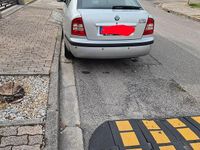 Usata Skoda Octavia Elegance 110 CV (80 kW) 2003 Grigio Berlina