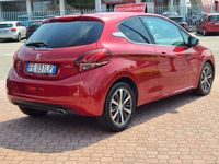 Usata Peugeot 208 GT-line 120 CV (88 kW) 2016 Rosso Utilitaria