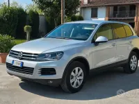 Usata VW Touareg Executive 245 CV (180 kW) 2011 Grigio SUV