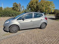 Usata Kia Venga Active 90 CV (66 kW) 2014 Beige Utilitaria