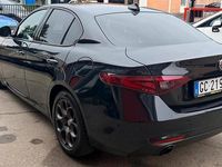 Usata Alfa Romeo Giulia Sprint 160 CV (117 kW) 2020 Nero Berlina