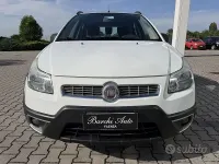 Usata Fiat Sedici 120 CV (88 kW) 2011 Bianco SUV