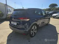 Usata Renault Scénic 110 CV (80 kW) 2017 Blu Monovolume
