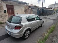 Usata Opel Astra 90 CV (66 kW) 2010 Grigio Utilitaria