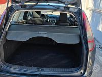 Usata Ford Focus 116 CV (85 kW) 2006 Grigio Station wagon