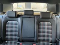 Usata VW Golf GTI 230 CV (169 kW) 2015 Berlina