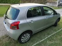 Usata Toyota Yaris 90 CV (66 kW) 2008 Grigio Utilitaria