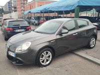 Usata Alfa Romeo Giulietta Distinctive 120 CV (88 kW) 2011 Grigio Berlina