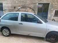 Usata Seat Ibiza 60 CV (44 kW) 2001 Grigio Utilitaria