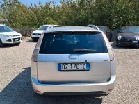 Usata Ford Focus Titanium 109 CV (80 kW) 2010 Argento Station wagon