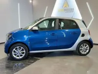 Usata Smart ForFour Passion 90 CV (66 kW) 2017 Blu/azzurro Utilitaria