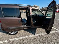 Usata Fiat Doblò Trekking 120 CV (88 kW) 2017 Marrone Monovolume