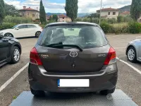 Usata Toyota Yaris Sol 101 CV (74 kW) 2009 Grigio Utilitaria