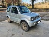 Usata Suzuki Jimny 82 CV (60 kW) 2001 Grigio SUV