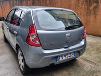 usata Dacia Sandero 1.4 75 cv neopatentati