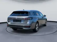 Usata VW Passat Business 150 CV (110 kW) 2025 Grigio Station wagon