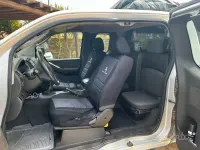 Second-hand Nissan Navara 174 CP (127 kW) 2007 Gri Pickup