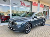 Usata VW Tiguan Life 150 CV (110 kW) 2021 Grigio scuro SUV