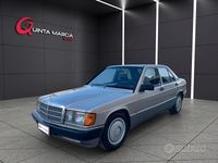 Usata Mercedes 190 122 CV (89 kW) 1990 Grigio Berlina