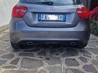 Usata Mercedes A180 109 CV (80 kW) 2015 Grigio Berlina
