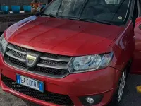 Usata Dacia Sandero 75 CV (55 kW) 2014 Rosso Berlina