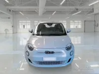 Usata Fiat 500e Icon 42 kW (58 CV) 2022 Bluazzurro Berlina