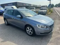 Usata Volvo V60 Business Edition 120 CV (88 kW) 2017 Grigio Station wagon