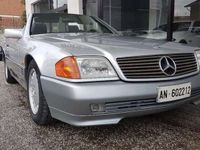 Begagnad Mercedes SL300 231 HK (169 kW) 1994 Silver Cab