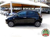 Usata Lancia Ypsilon 85 CV (62 kW) 2015 Nero Utilitaria