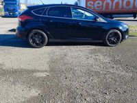 Usata Ford Focus 125 CV (91 kW) 2016 Nero Berlina