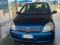 Usata Toyota Yaris 68 CV (50 kW) 2002 Blu/azzurro Berlina